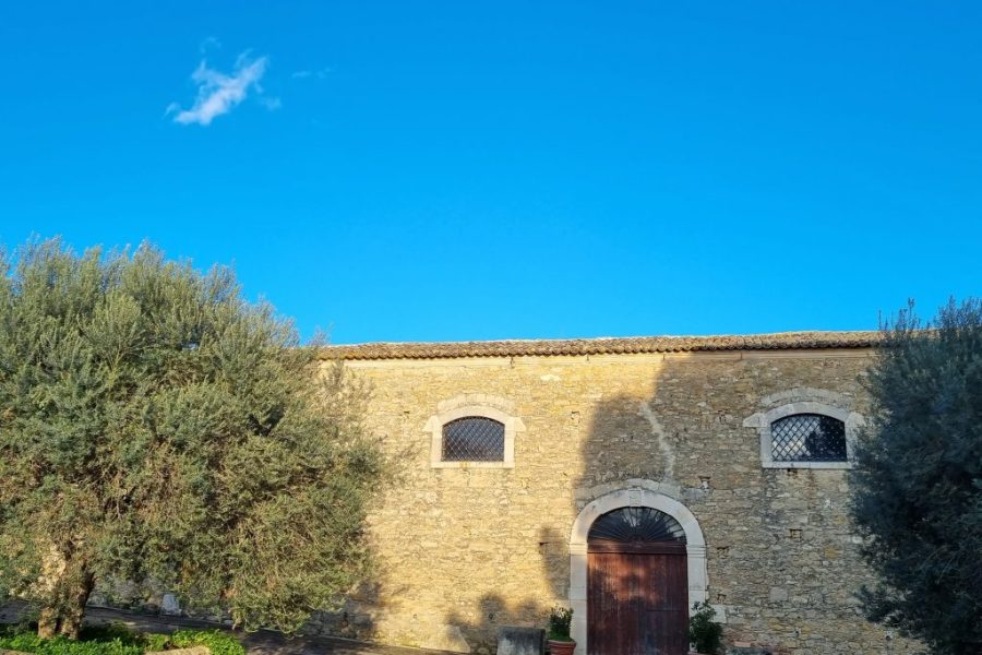 WINE TASTING TOUR a ACATE