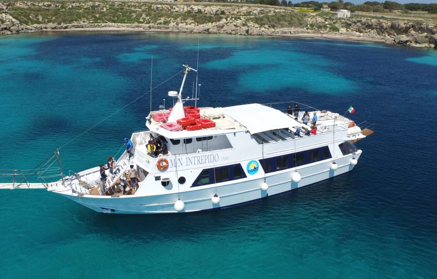 Coves tour Favignana with departing from Favignana
