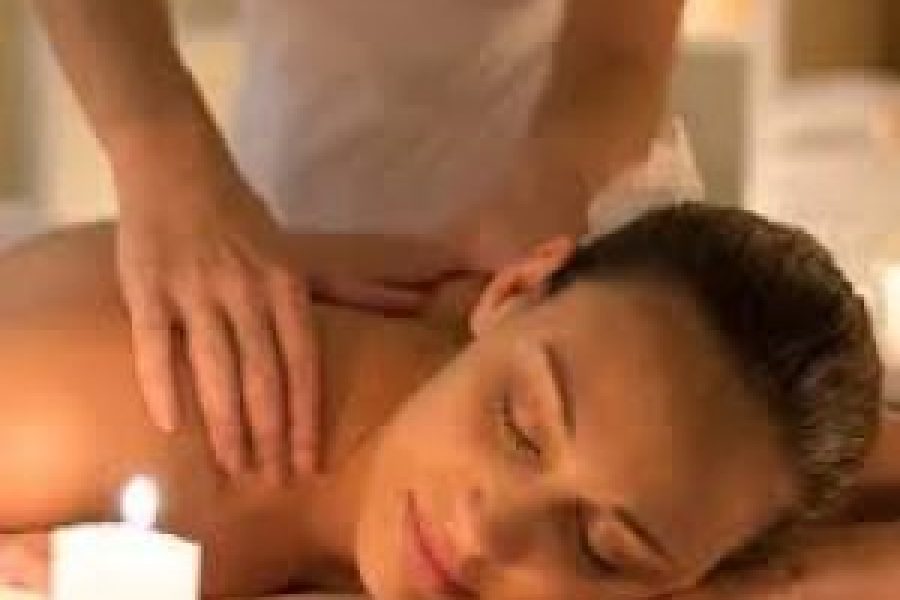 Trattamenti personalizzati , massaggi terapeutici e relax